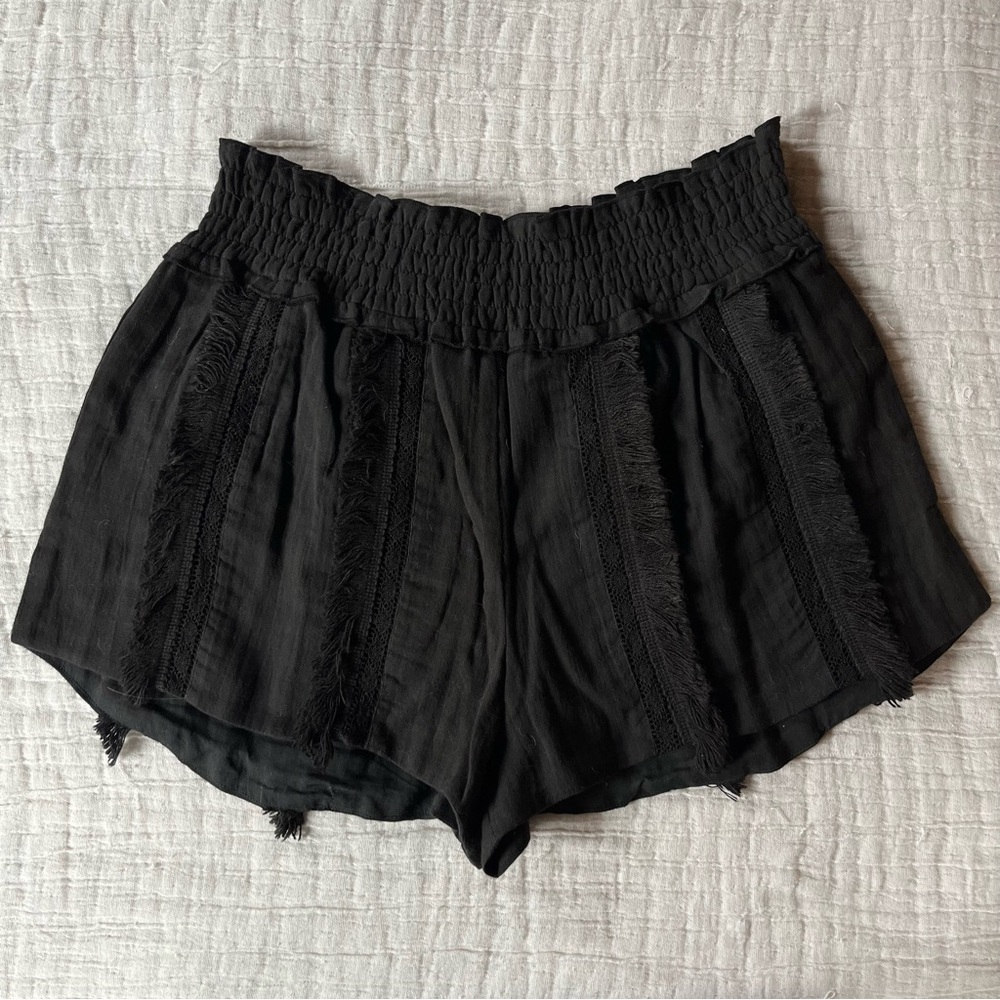 { Anthropologie } chloe oliver "Frankie" Black Fringe Detail Shorts, size S